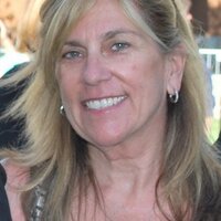 Mimi Slawoff (@mimitravelz) Twitter profile photo