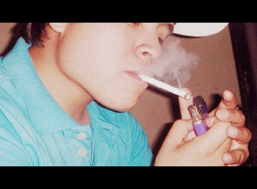 VictorHcoo's profile picture. Al fin y alcabo la muerte va tan segura de ganar, que de ventaja te da una vida. C: