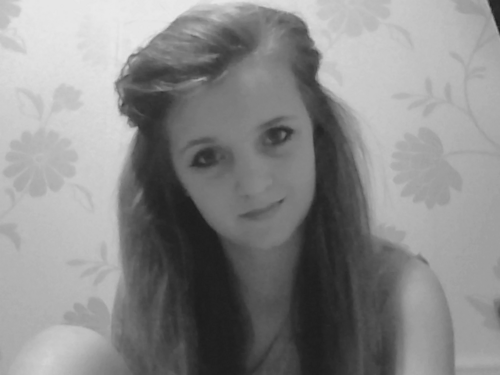 hattie_97's profile picture. Harriet is my bestfriend and I love her, also we make lesbian porn together. Lots of love @TomPrincex xox follow and I'll follow back :3