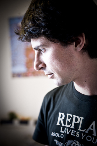 MirkoRossello's profile picture. Tu, invece, a volerla dire, sarai sempre e dovunque un forestiere: ecco la differenza. Forestiere della vita, Adriano Meis