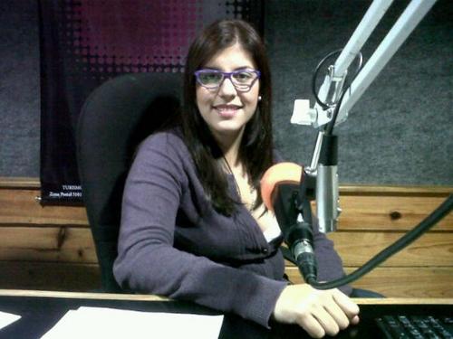 con @mafertrosel de Lun a Vier 1pm y Sáb 7am por @turismo975fm. Cultura, tradiciones y lo mejor de la musica venezolana contemporánea. Siguenos!