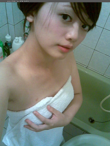 ingin lebih dekat dengan saya? follme i'll follback #FOLLOWBACK #F4F #OPENFOLLOW
