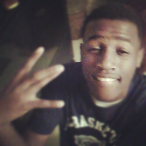 &&' yea i love my girlfriend @BITE_something ! i fuck widd lit jay dats mhy goon R.I.P CED !