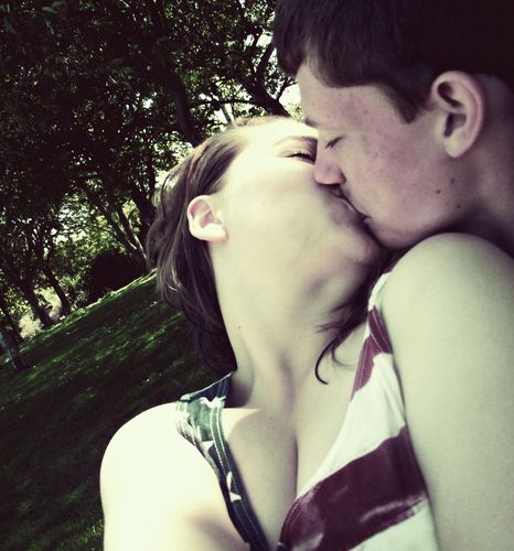 JUSTIN BIEBER ALL THE WAY I LOVE YOUUU!!!!!PLEASE FOLLOW MEE!! AND I LOVE MY BESTFRIEND CHARLOTTE...ZACHH MA BOY ILOVEYOUU