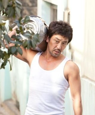 longsunggi's profile picture. 사실은 허균입니다.