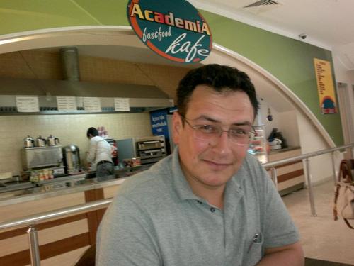 osmanfaruk2's profile picture. Şuan İçin Bir Şey Yok! İlerisi de Allah Kerim ve Kerem sahibidir Artık..... Tabii Aile Danışmanı