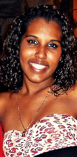 ‎Prefiro quem me odeia com sinceridade do que quem me ame com falsidade!