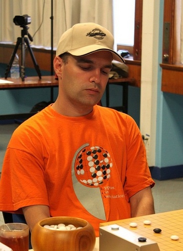 Go game teacher, 3-dan pro