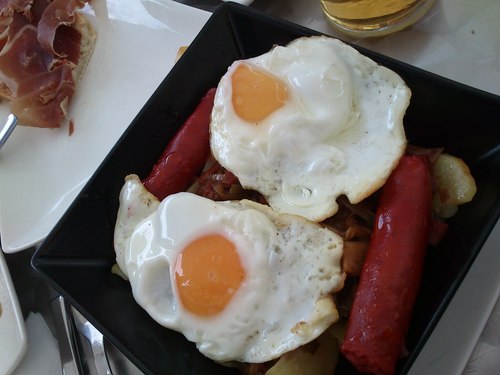 marcgvld's profile picture. O anem junts, o ens penjen per separat.