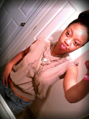somethings are just better left unsaid .. ❒

P E A C E ♥