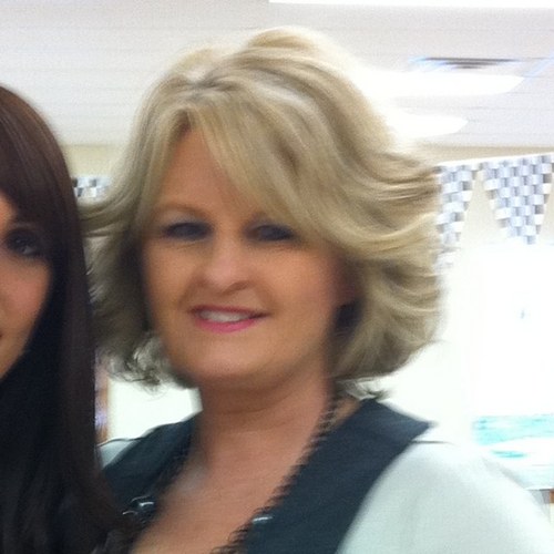 phyl_24's profile picture. 