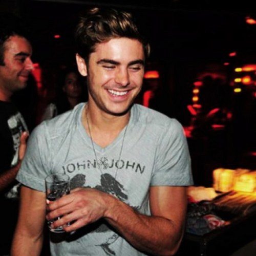 dspI6gDpEtjSlGF's profile picture. 