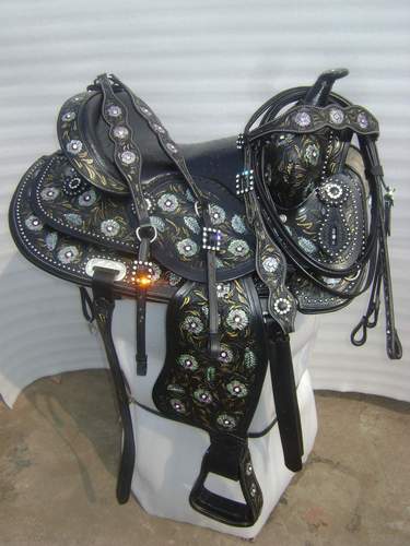i am a mnufacturer and exporter of saddlery products.i am here to start more business.