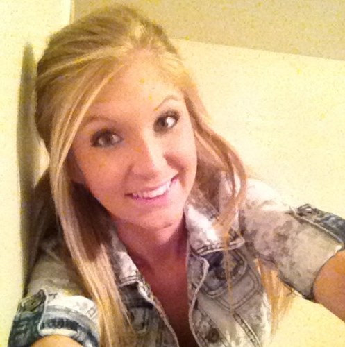 laken_luv's profile picture. Attentive Generous Humble Taken Intelligent Driven Bombshell FUN.