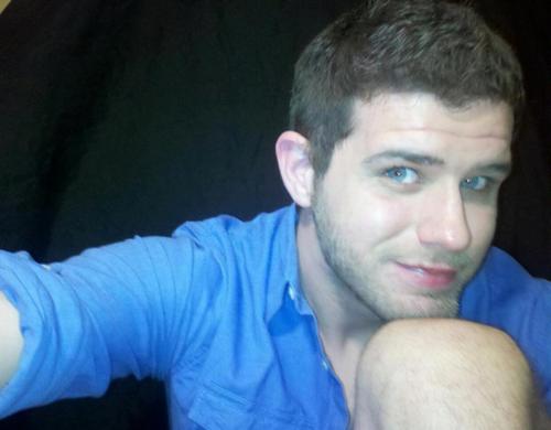 MichaelLoganB's profile picture. Just your average everyday guy, with a little sparkle.