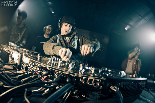 DJSnipaZ's profile picture. BASSCLASH BOSS! BOOKINGS/INFO - BASSCLASH@HOTMAIL.CO.UK
(UK/WORLDWIDE)