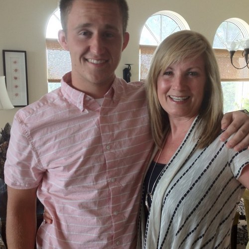 susitwo's profile picture. 