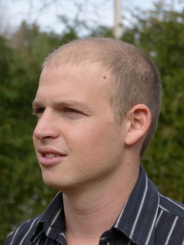 eyalamotz's profile picture. ‏מנהל ומקים סוכנות הידיעות תצפית.
מרצה על תקשורת ,הסברה ישראלית וכוחו של צלם בהבניית מציאות