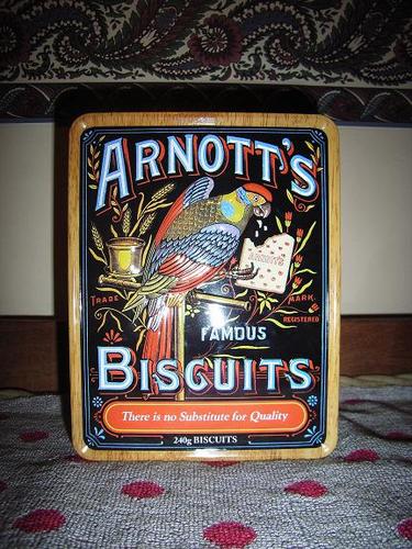 RetroFoodPlanet's profile picture. 