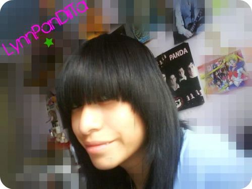 Tu saltas yO salto :] amO a Aldahyr♥ @pxndxmusic Zoii una persna muy alegre, la mayor parte del tiemp me vez riendo :D