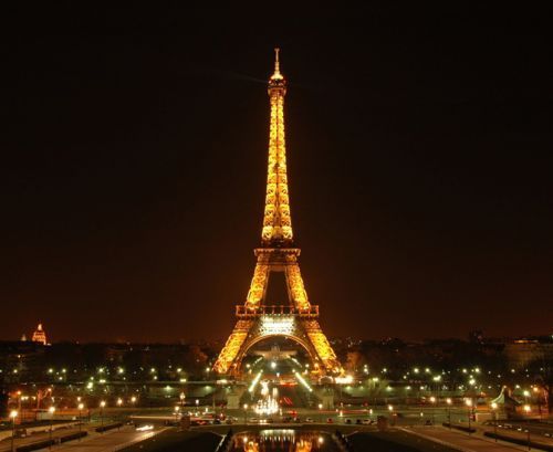 follow me and i always follow back :D
