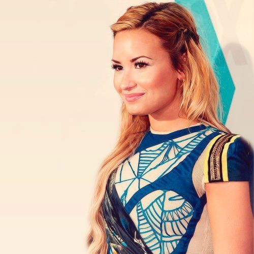 ... mean everything  to me @ddlovato ..I love you so much ..♥♥DEMİ LOVATO ♥♥