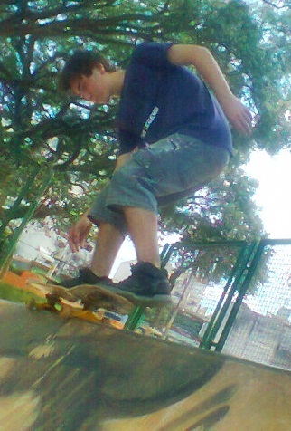 Vamos lá, tudo bem - eu só quero me divertir.
Esquecer, dessa noite ter um lugar legal pra ir... ♪♫
@MariUchoa_