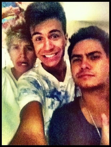 Fc dedicado para o menino do sorriso  mais lindo do mundo @pelurestart  Criado dia 30/05/2012 te amo Dona: @_PorraVivs