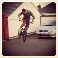 Adam Roberts (@adzy_bizzle) 's Twitter Profile