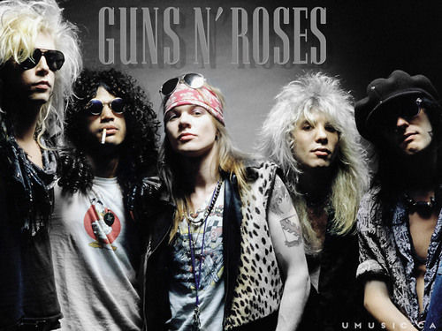 Rock,Guns N' Roses,Aerosmith,Black Sabbath,Rhcp,Metallica,Deep Purple _|_ Sou menina =)