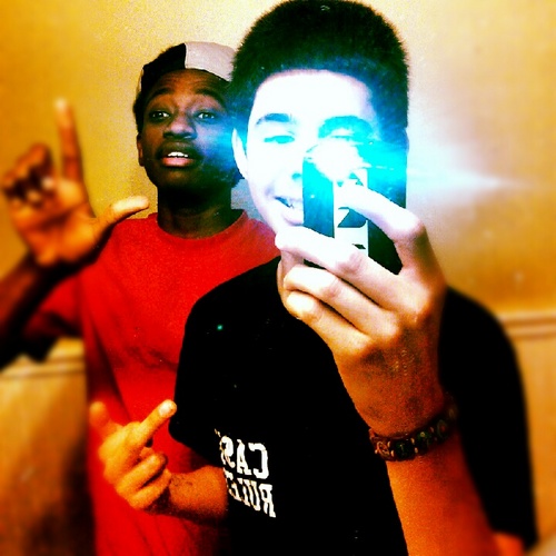 SwaveKingz's profile picture. we the SWAVE KINGZ we tryin to get famous plz support us we trying to get SIGNED #teamswaveyy #rappers #swagmangang follow us!