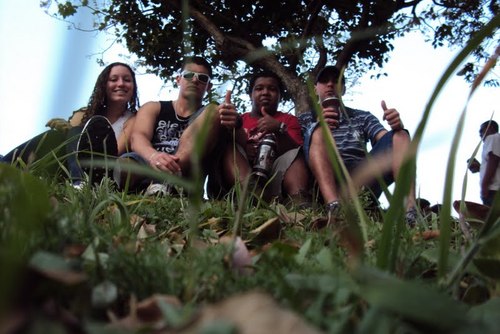 DIA BONITO HOJE PRO UM REGGAE...... E CHURRAS KKKKKK