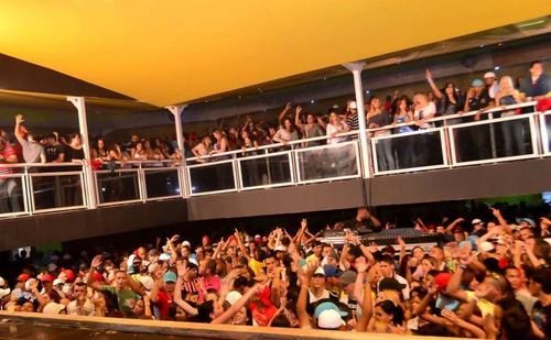 O Melhor Sítio-Balada da Zona Sul, a cada semana, uma atração diferente pra vocês ! Os melhores DJS ! Quarta, Sexta, Sábados e Domingos sua balada é aqui !