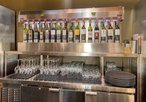 simonholtfood's profile picture. Simonholt Food and Drink is a locally owned and operated Restaurant with homemade food and great drink selection including 16 Red wines by the glass