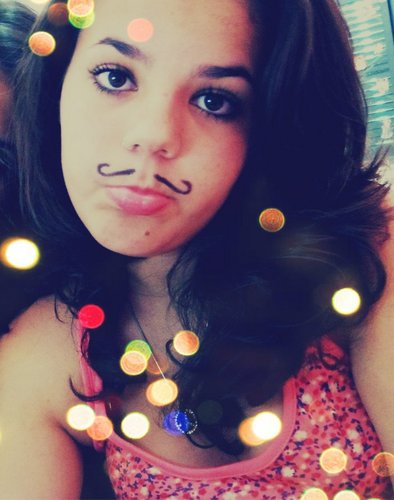 follow me on: @anabcosta_