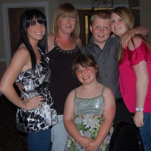 karencabri's profile picture. 