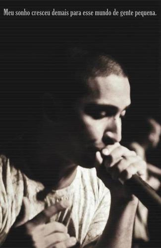 　'' A vida me ensinou a não temer ninguém. ''  　　　　 　　　Frases & Letras @McRashid, #Retweet & #Favorite