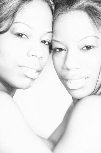 #TWIN #AKA #PinkandGreen #Bartender  #Gemini #Goalminded #hardworker #Master's Degree!!!