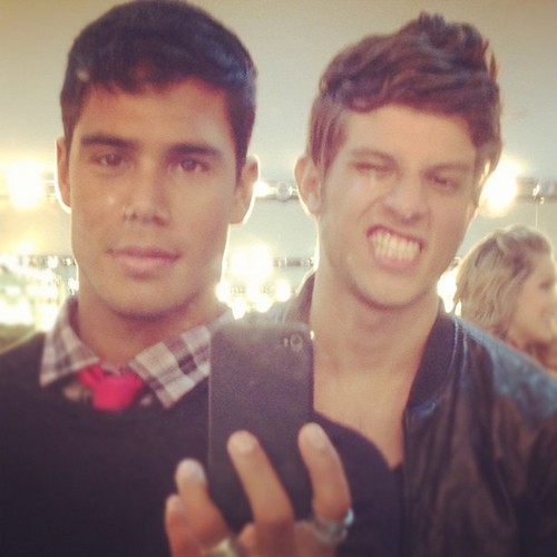 @ChayLeao ♥Meu amor por vc é pra lá de eterno! Amor de fã ! Só fã de verdade que sente #Since : 28/05/12  #Dinda : @PlanetaSophia