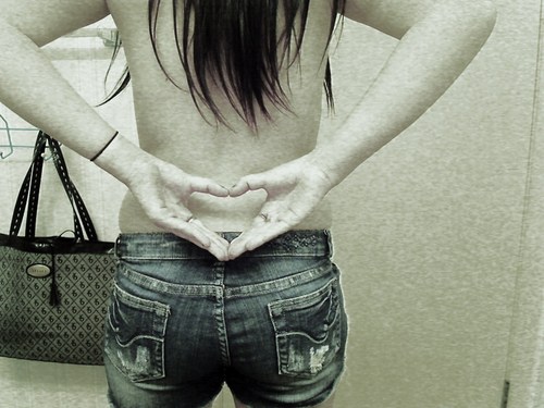 EnchantedAsh's profile picture. 24. Outgoing. Exploring the world. 
Spoil me :) https://t.co/xPMBejLFov