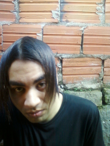 Vodka com coca cola e hollywood vermelho 

e a discografia do marilyn manson

gatinhas miaus me peguem se quiser sei que vocês sempre querem muito mais uhu