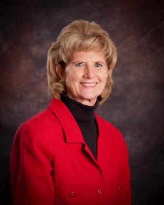 Retired w/ WCPSS in STC. NCSU Grad. Two sons: @Frankoff43, professional b-ball player and Ryne works for Red Hat & daughter-n-laws @bessfrankoff @emilyfrankoff