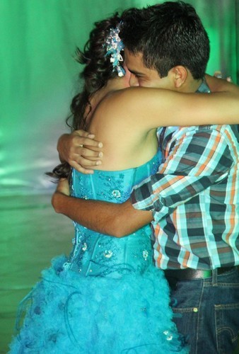 En otras noticias,AMO DEMASIADO a @Nalle_gm ella es lo mejor de mi vida,FIN ♥