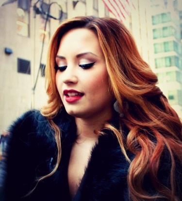 xoimperfectlyme's profile picture. Always here if ANYONE needs to talk! 
-16. F. Bulimic. 
Spread L O V E not H A T E