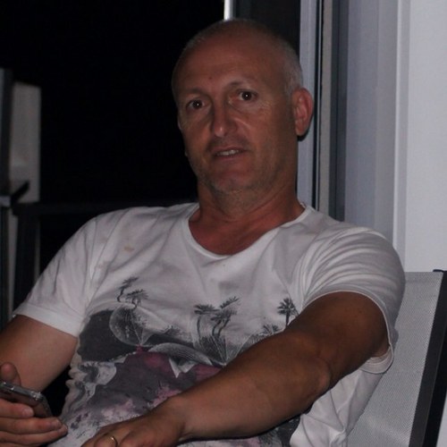 tonys1111's profile picture. 