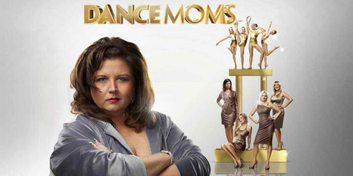 Who doesn't love this show?! Followed by @dancemomchristi & @dancemom1313