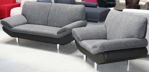 Sofas World UK's leading sofas store offers sofas to suit all tastes and budgets. For more info call us on 01604 866112.