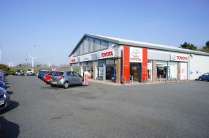 Main Dealer's for Toyota in Cornwall offering Sales, Service, Parts and Approved Bodyshop. Truro - 01872 510455. Helston - 01326 562211