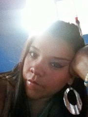 Sou escriturária no BB e apaixonada pela noite paulistana.
