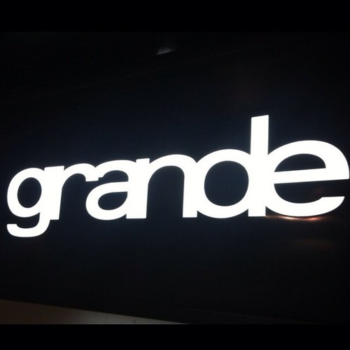 grandejapan's profile picture. 福岡県のSHOP【grande】。アパレル、スケートボード、CD、DVD、Kuumbaお香等を扱っています。 スケートセクション【Tri-Pollie】製作。 BLOG https://t.co/VqEJTXKS06
